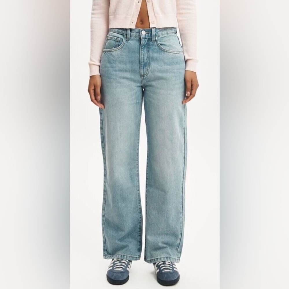 Cotton On
Loose Straight Jean